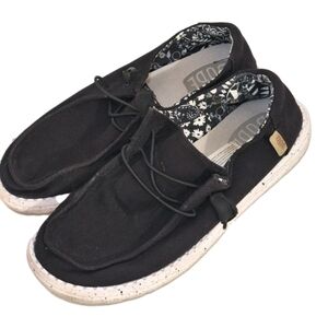 Hey Dude Womens Wendy Basic Black Odessey Slip On Shoes Size 8 EUC
